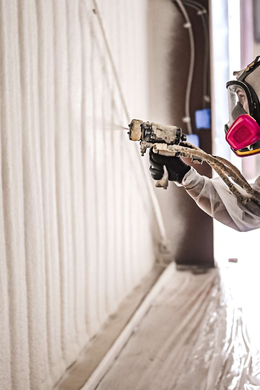 Open Cell vs Closed Cell Spray Foam: Which Is Right for Your Oklahoma Home?